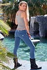 blonde_girl_tight_freddy_jeans_wetlook_01-small.jpg